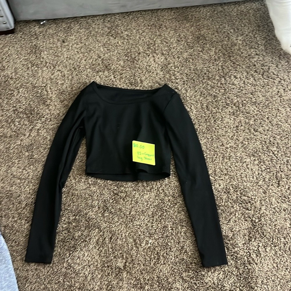 black cropped long sleeve